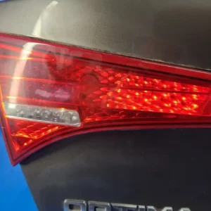 Darmowy zwrot Lampa tylna wewnętrzna lew. KIA OPTIMA TF 11-16 (287982)