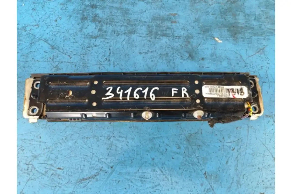 DG9Z-54045J76-BB | Poduszka powietrzna na kolana przed. praw. FORD FUSION 14- (341616) Hit cenowy